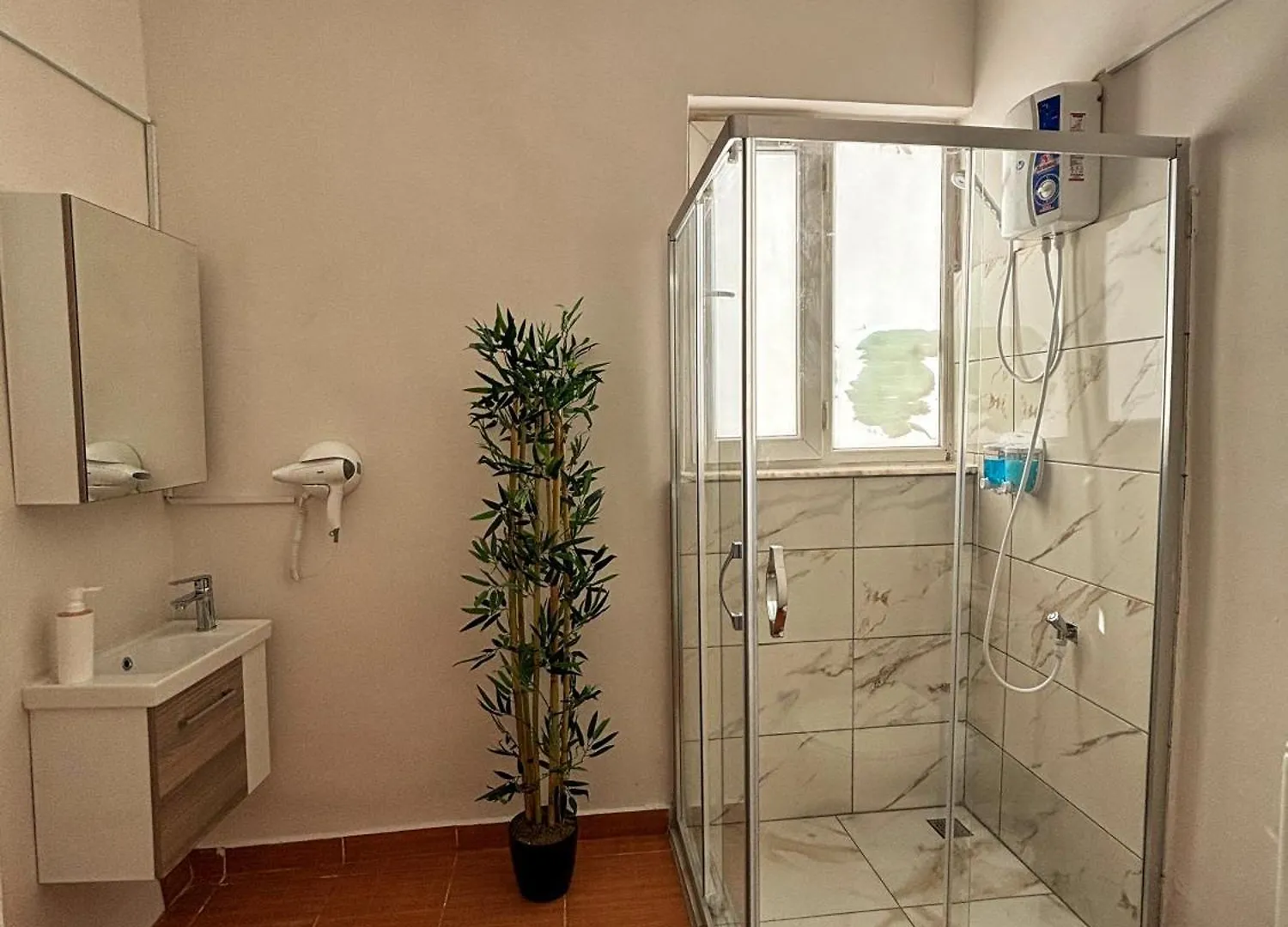 Rose Lia Hotel Antalya 0*,  Törökország
